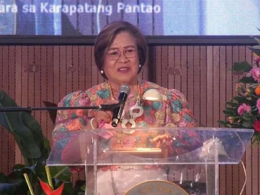 De Lima marks first month of unconditional freedom with UP Baguio graduates