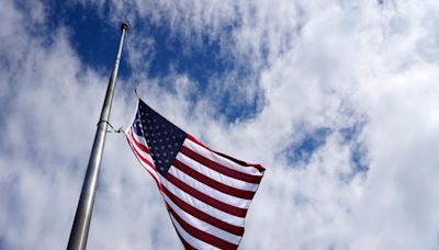 Gov. Kotek orders flags lowered to honor firefighting pilot