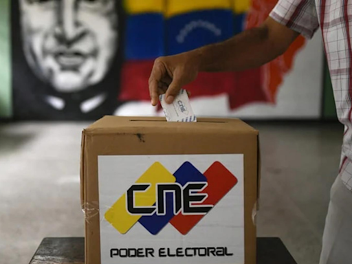 Embajada de Venezuela en Colombia difunde cambio de centro de votación en Bogotá