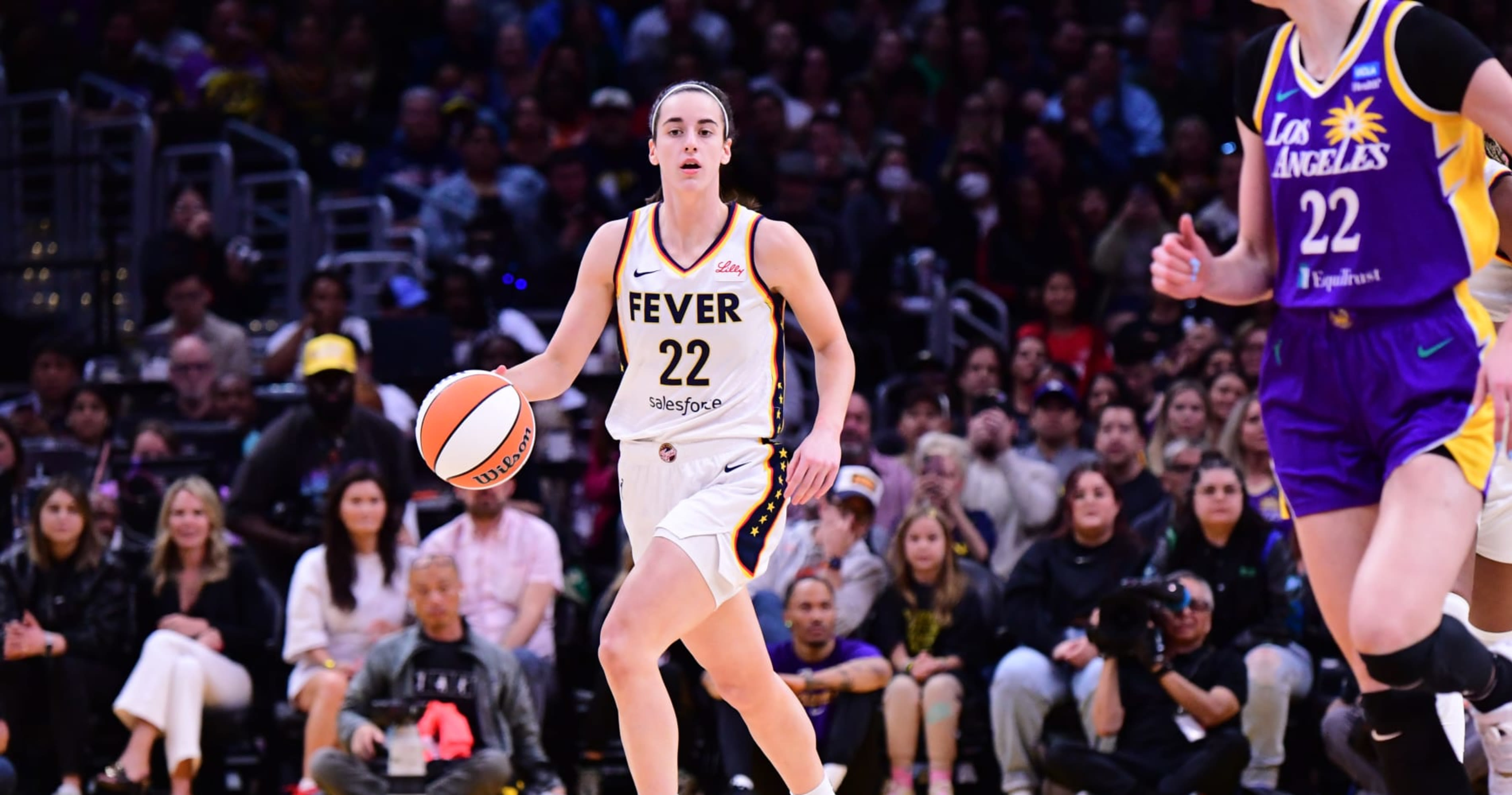 Caitlin Clark's 1st Career WNBA Win Celebrated by Fans as Fever Beat Brink, Sparks