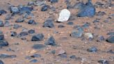 Scientists puzzled over bright rock never seen before on Mars