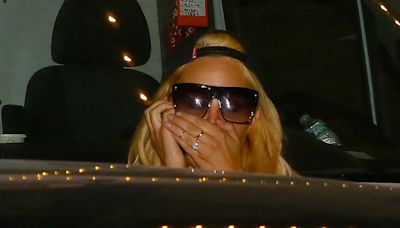 Amanda Bynes debuts new look in rare public outing