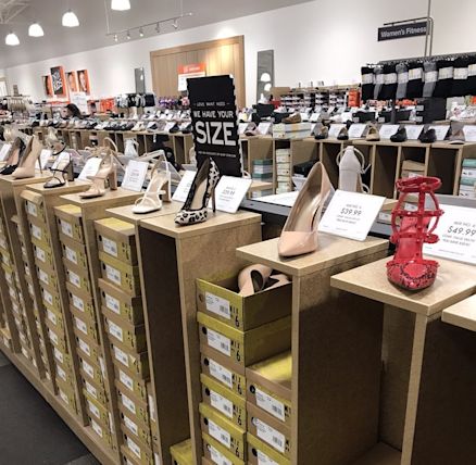 dsw-designer-shoe-warehouse-tucker 