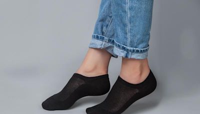 Why Ankle Socks Are the Y2K Trend Gen Z Should Get Behind