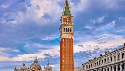 Caen fragmentos de hormigón del campanario de San Marcos de Venecia sin causar daños