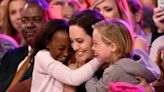 Filha de Angelina Jolie e Brad Pitt pede retirada do sobrenome do pai na Justiça