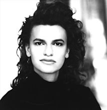 Sandra Bernhard