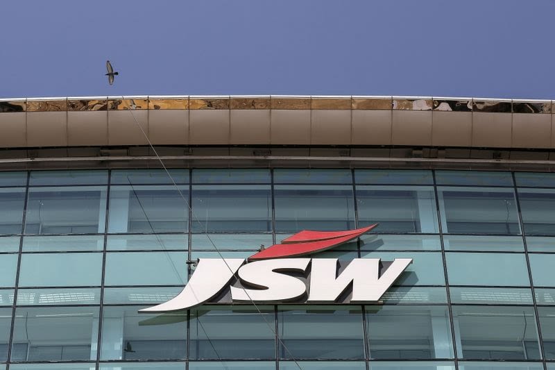 JSW Steel shares target raised by CLSA on cost outlook By Investing.com