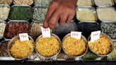 Centre imposes stock limits on tur, chana dal to curb hoardings