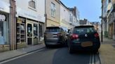 Crash blocks lower half of Ryde High Street