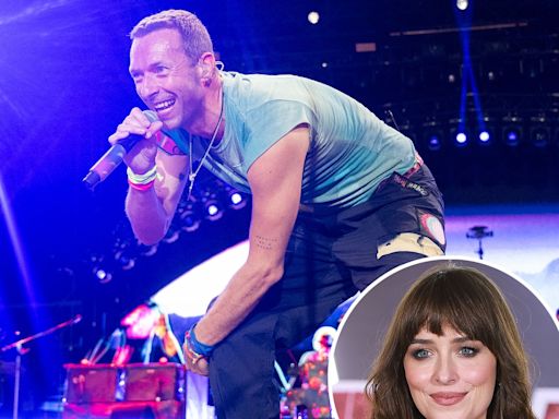 Dakota Johnson Joins Chris Martin's Kids Apple and Moses at Coldplay's Glastonbury Set - E! Online