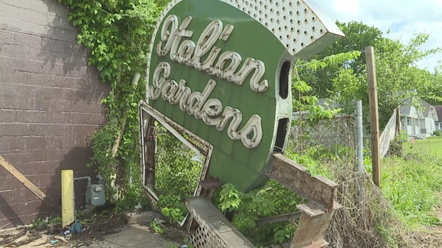 Historic Italian Gardens sign finds new home in Kansas City