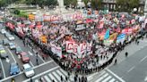 Con una concentración menguada y sin incidentes con la policía, los piqueteros se manifestaron contra la Ley Bases en el Congreso