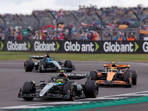 Hamilton pone fin a sequía de triunfos en la F1 con su novena victoria en Gran Premio de Reino Unido