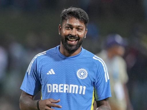 Hardik Pandya puts captaincy setback behind him
