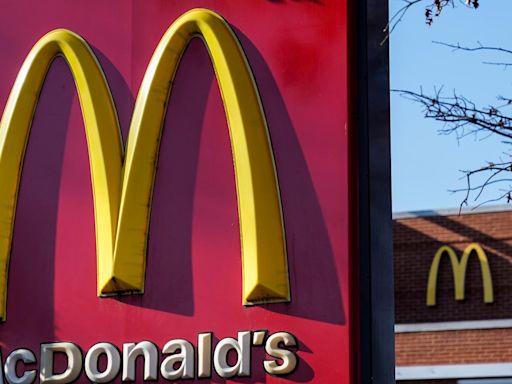 McDonald's to extend $5 value meal, Bloomberg News reports