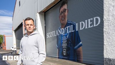 Football star Shankland supports heart campaign after pal's death