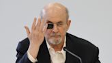 Aplazan el juicio al agresor de Salman Rushdie por la próxima publicación del escritor