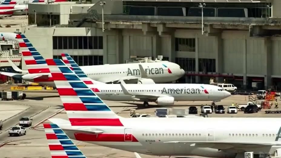 American Airlines flight to Boston aborts takeoff to avoid a landing plane - Boston News, Weather, Sports | WHDH 7News