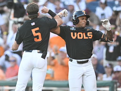 Men's College World Series Finals: Tennessee holds on to beat Texas A&M and claim first national title