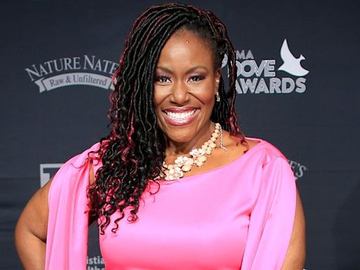 “American Idol” Remembers 'Adored Icon' Mandisa with Special Tribute Performance