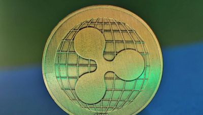 XRP struggles to make comeback above $0.50 as Ripple CEO will face trial