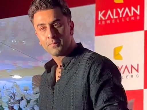 Ranbir Kapoor Reacts To Paparazzo's Indecent Behavior At Jewellery Store Inauguration; Watch Video Here