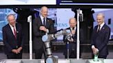 Olaf Scholz hat auf der Hannover Messe ein kleines Roboter-Kommunikations-Problem