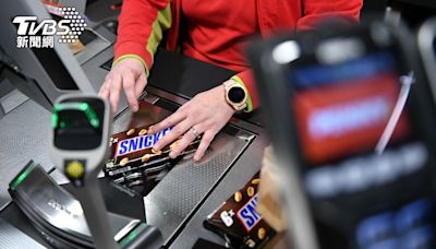 中東危機！油價、物價雙漲 美國人用「SNICKERS」體感通膨│TVBS新聞網