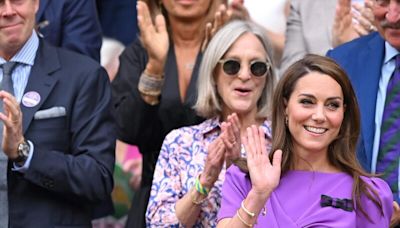 凱特王妃出席溫布頓網球公開賽！簡約墜式耳環+修身洋裝打造優雅好氣色