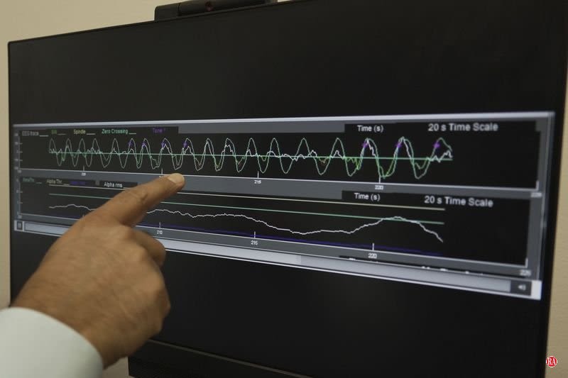 Turning down the volume of white noise to help with sleeping