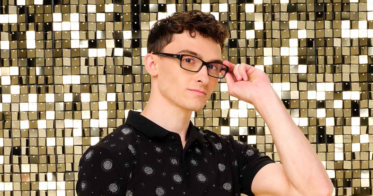 Stephen Nedoroscik Hasn't Decided If He's Wearing Glasses on ‘DWTS’