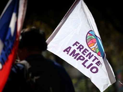 Columna de Camilo Feres: El partido del Presidente ¿y algo más? - La Tercera