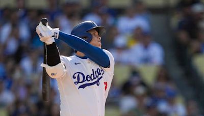 Ohtani hits 473-foot homer that clears bleachers at Dodger Stadium