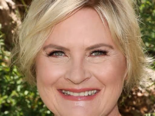 What would have made Denise Crosby reconsider leaving Star Trek: The Next Generation