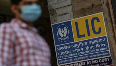 LIC re-designates Chairman Siddhartha Mohanty as CEO and MD