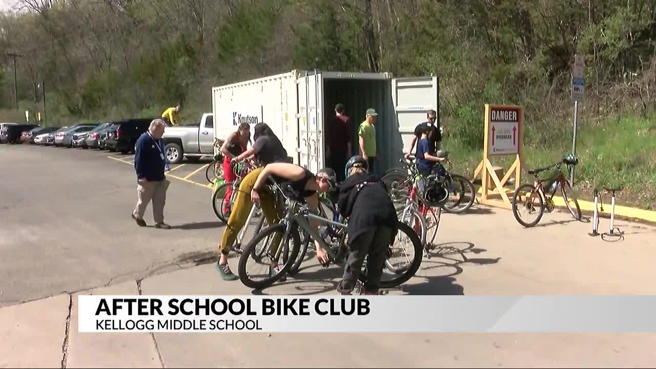 Kellogg Middle School kicks off new bike club