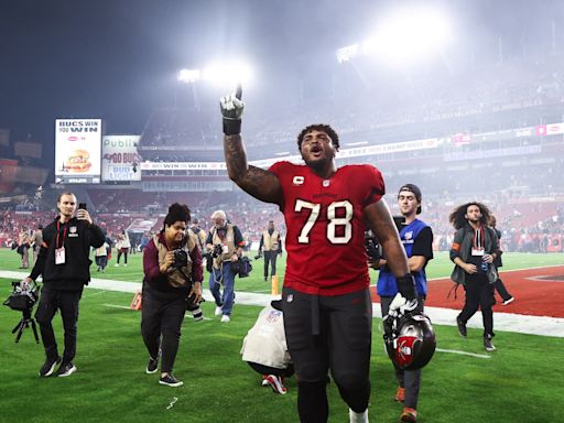 Bucs make LT Tristan Wirfs NFL's highest-paid OL