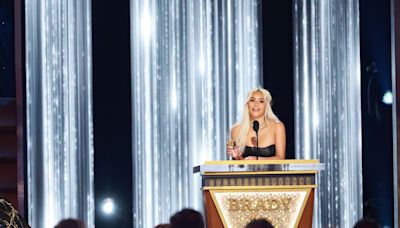 Nikki Glaser Just Revealed the Real Reason Kim Kardashian Was Booed at Tom Brady’s Netflix Roast