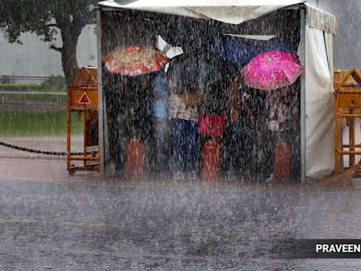 Weather News Live Updates: IMD forecasts heavy rains in parts of North India over the next 4 days