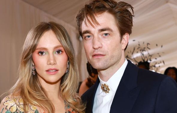 Suki Waterhouse And Robert Pattinson Meet-Cute Is Fit For A Rom-Com Film