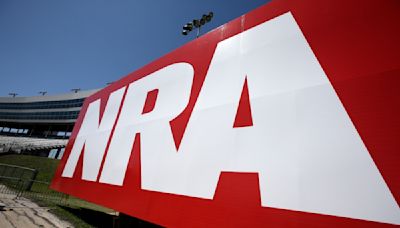 At the NRA, a Battle Between the Old Guard and the New