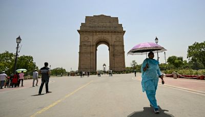 Temperature in Delhi nears record 50C as India reels under crushing heatwave