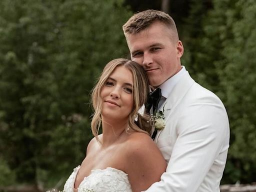 Patriots QB Bailey Zappe ties the knot with stunning fiancée Hannah