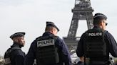 Three men suspected of ‘psychological violence’ at Eiffel Tower
