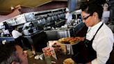 Restaurantes estimam alta de 30% no Dia dos Namorados, diz Abrasel Por Poder360