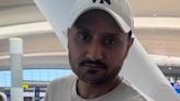 Harbhajan Singh hilariously mimics Navjot Singh Sidhu amid delayed flight for Florida