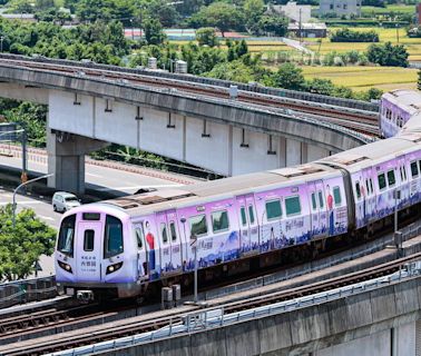 西雅圖直飛航班搶客！ 華航推彩繪列車 星宇張國煒親駕回程班機