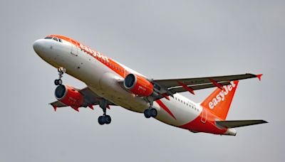 EasyJet records 16% rise in profits