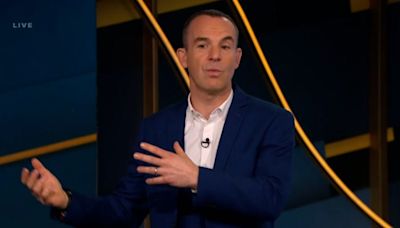 Martin Lewis issues warning to debit card users as he gives crucial credit card tip